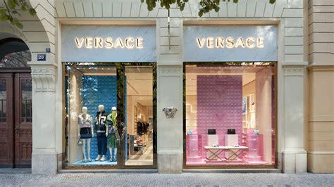 VERSACE Czechia 